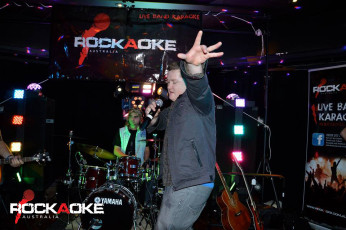 karaoke band pa bar gold coast rockaoke live band (86)